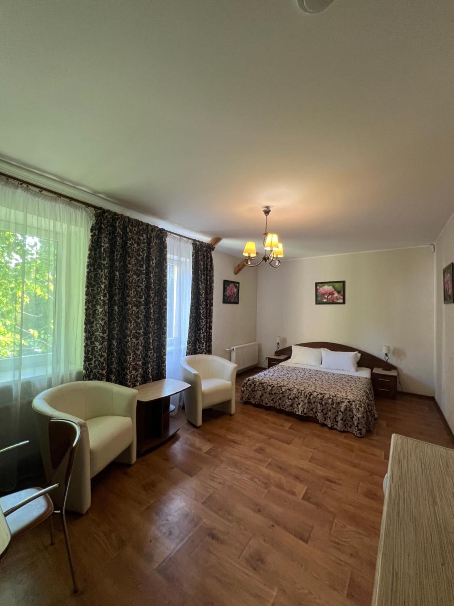 Apart Hotel Asotel Harkiv Dış mekan fotoğraf