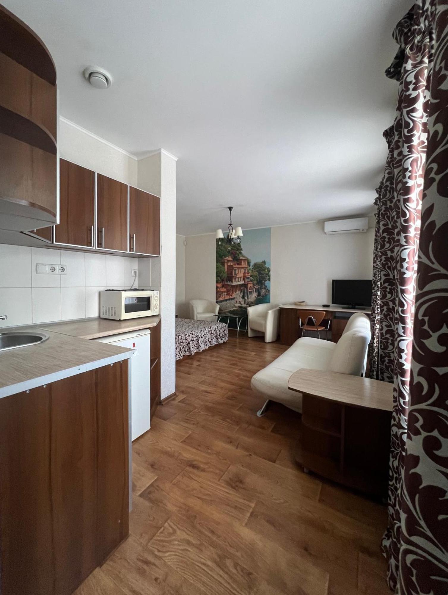 Apart Hotel Asotel Harkiv Dış mekan fotoğraf