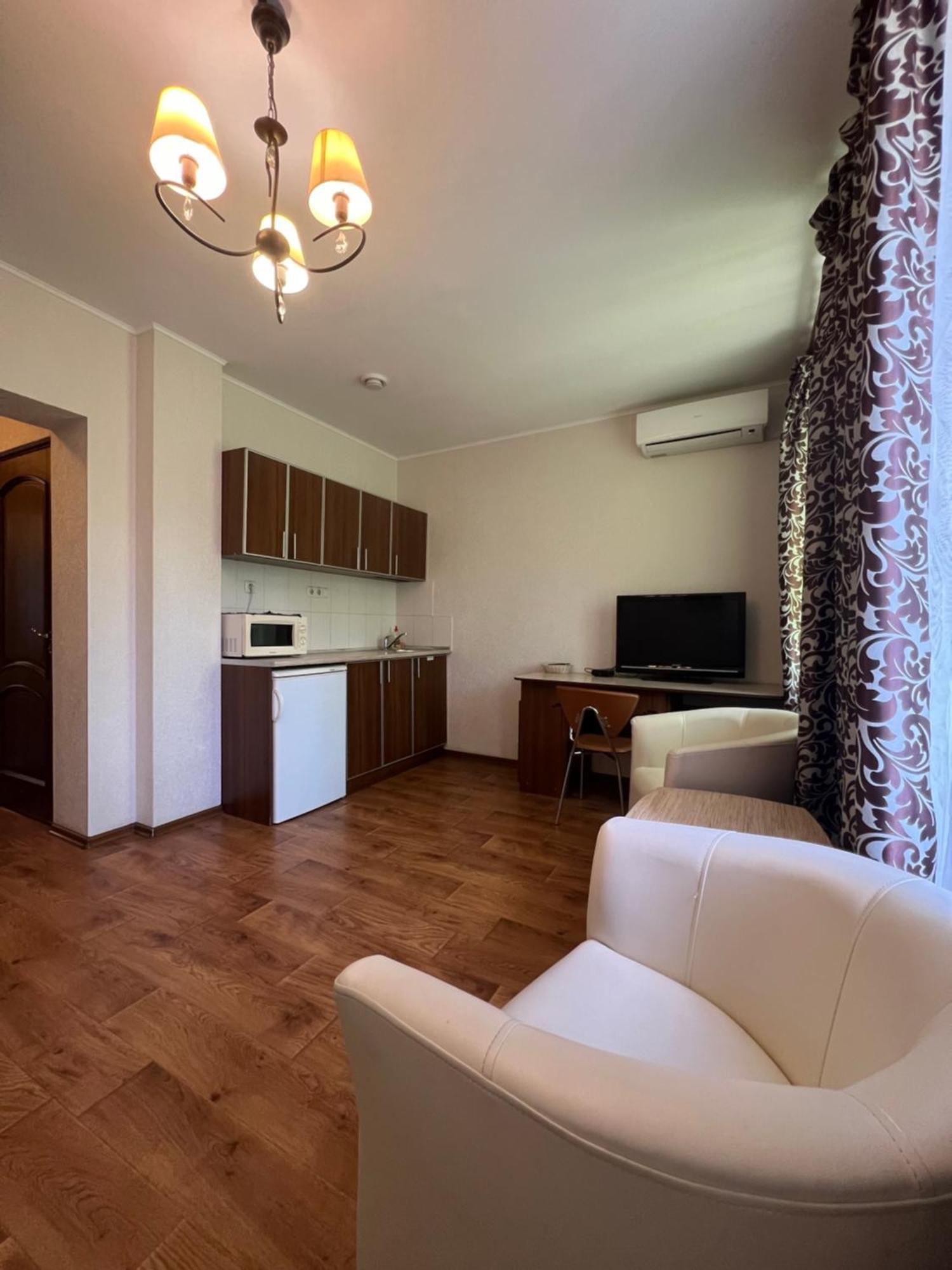 Apart Hotel Asotel Harkiv Dış mekan fotoğraf