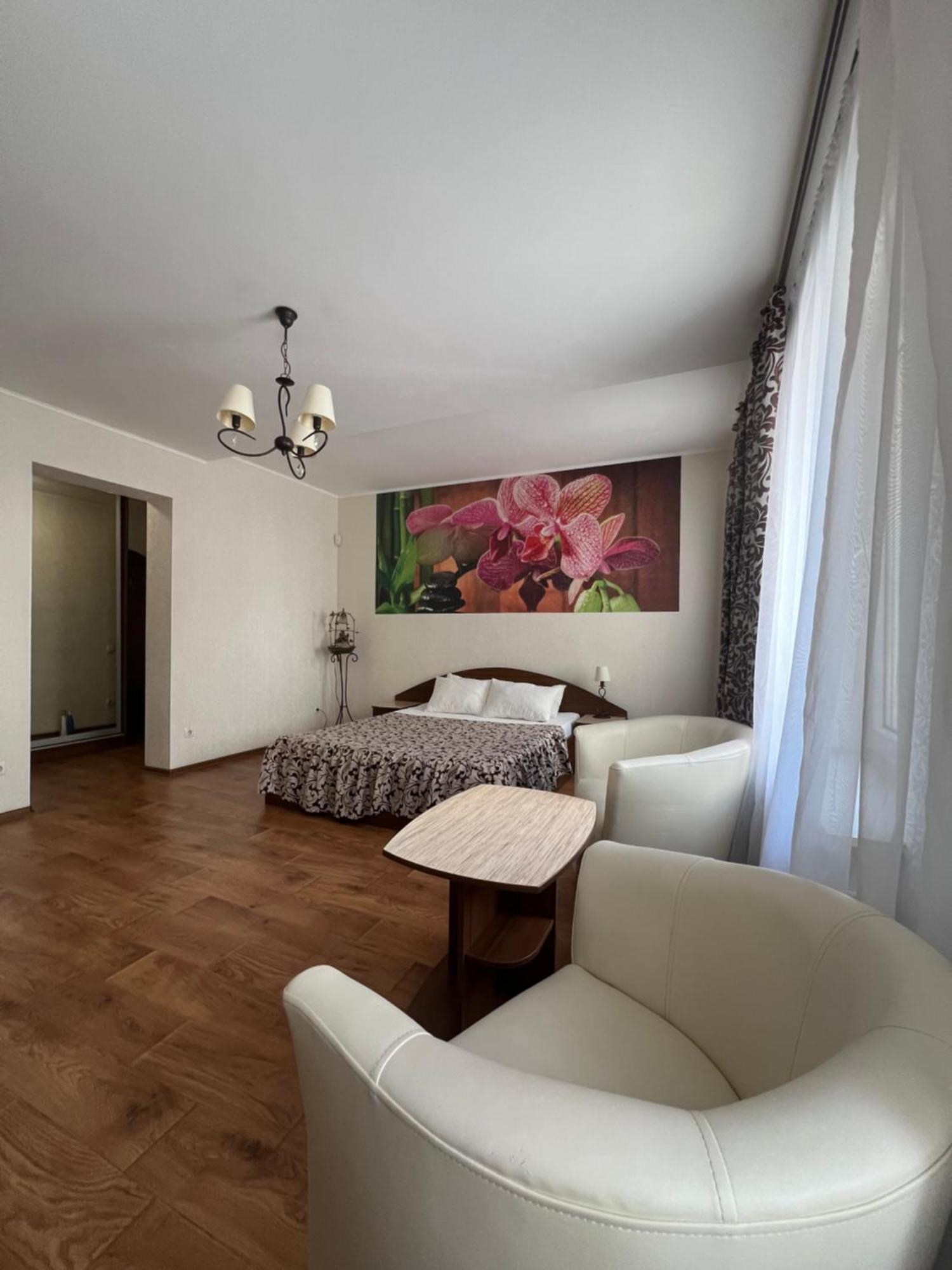 Apart Hotel Asotel Harkiv Dış mekan fotoğraf