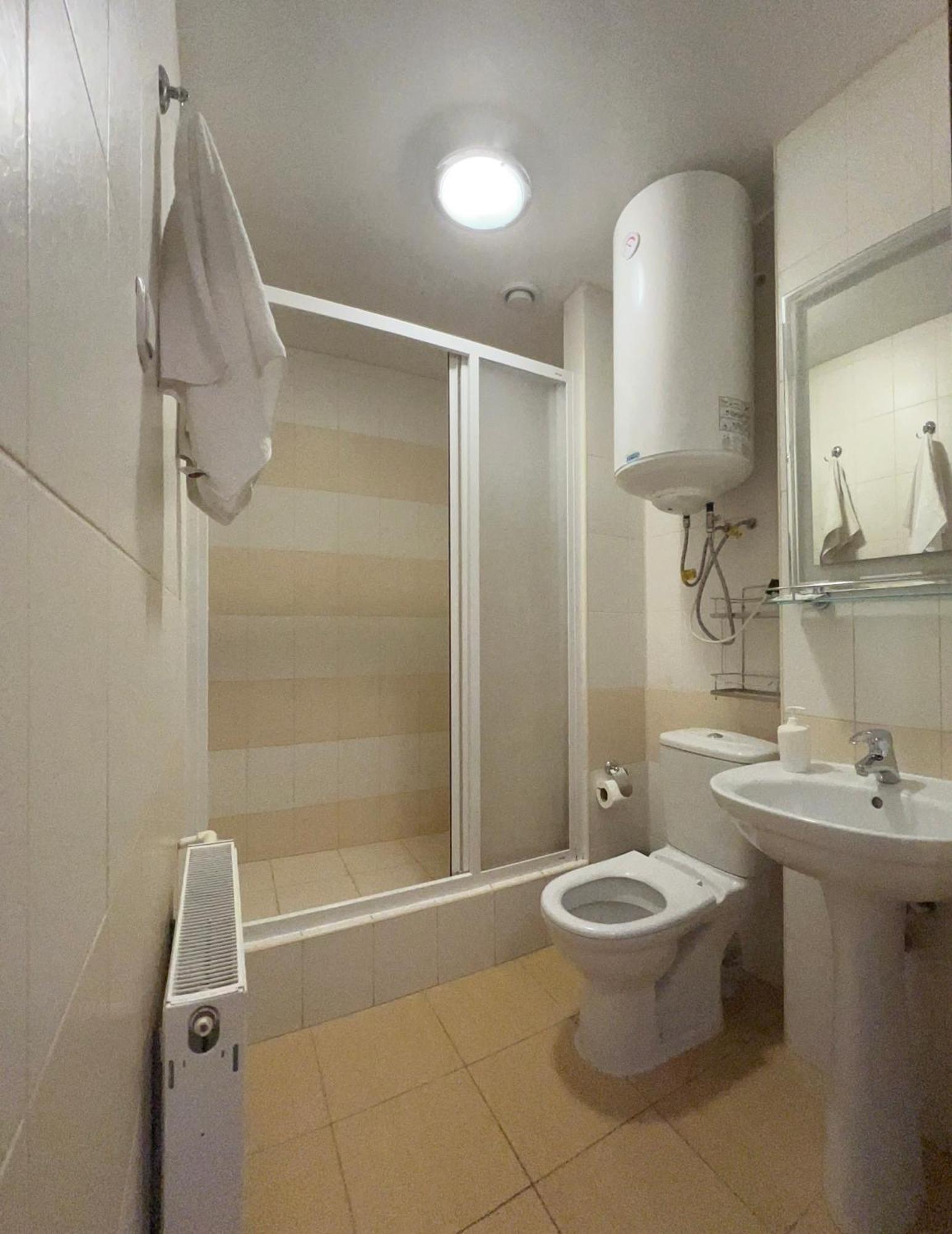 Apart Hotel Asotel Harkiv Dış mekan fotoğraf