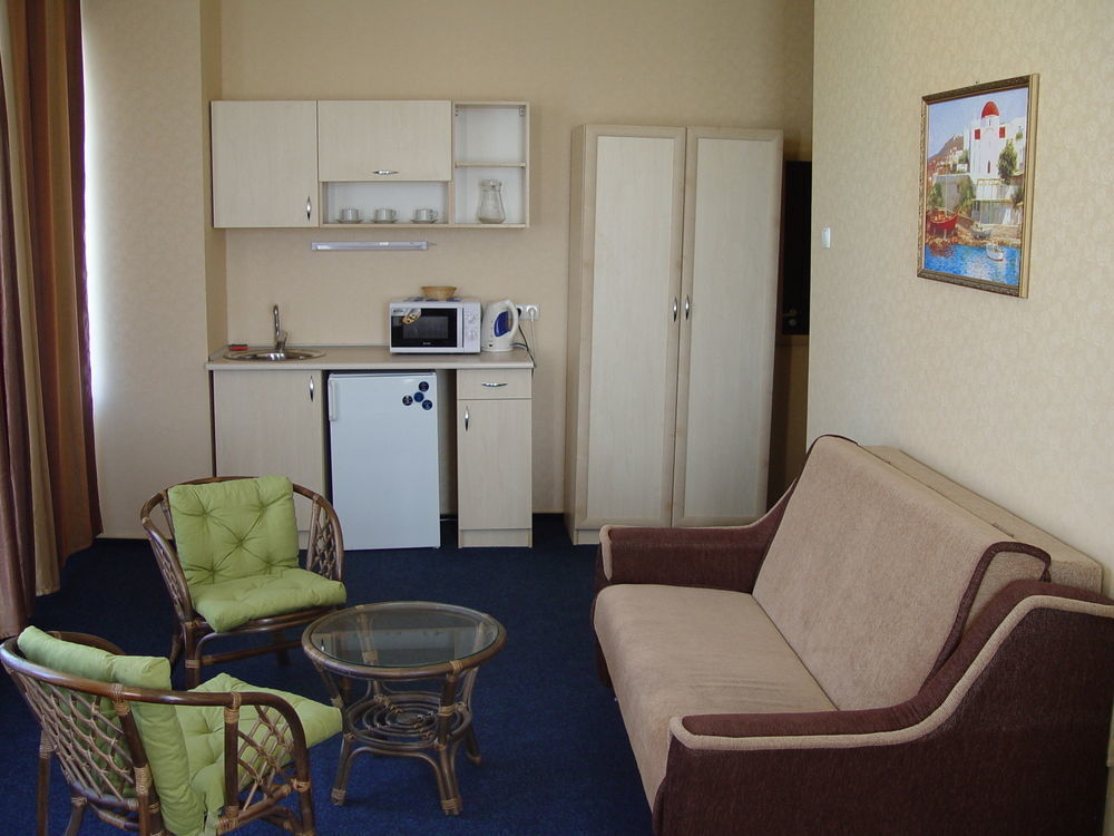 Apart Hotel Asotel Harkiv Dış mekan fotoğraf