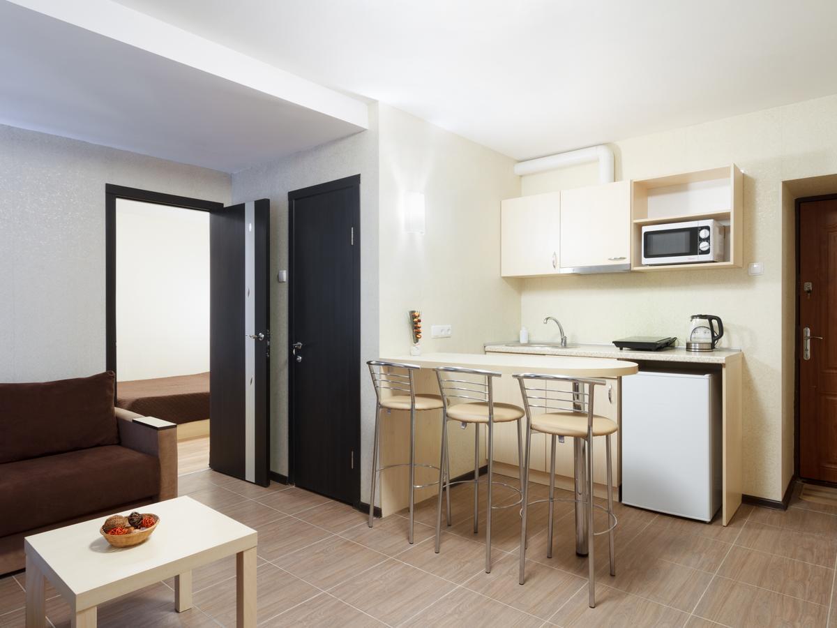 Apart Hotel Asotel Harkiv Dış mekan fotoğraf